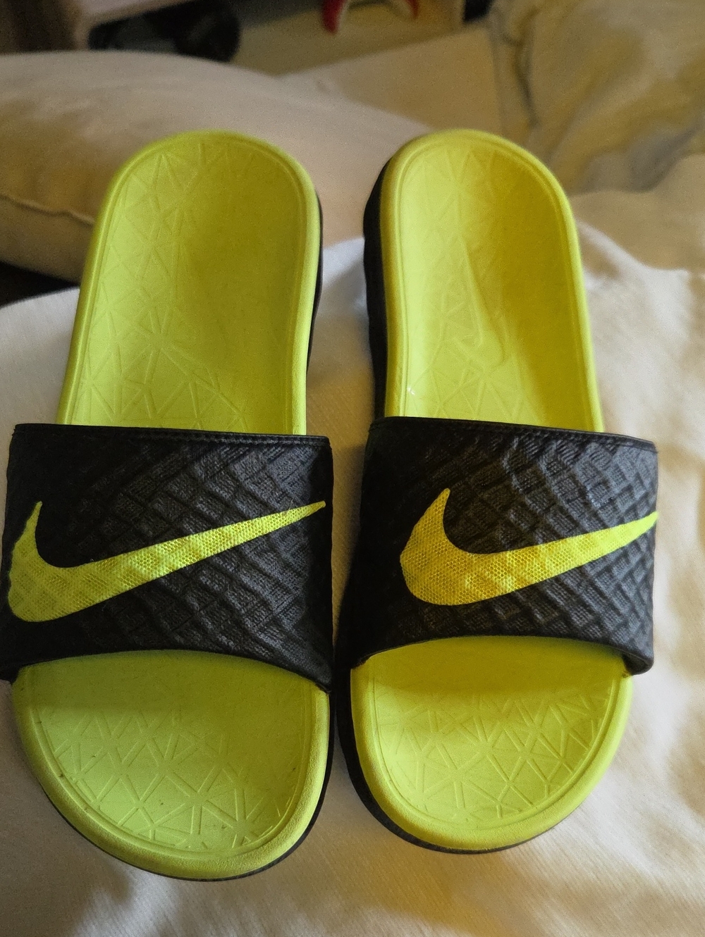 Nike Neon Yellow and Black Slide Sandals Size 8 Mens